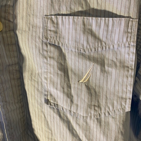 Light Blue Nautica Button Up Shirt size Large - Picture 4 of 5